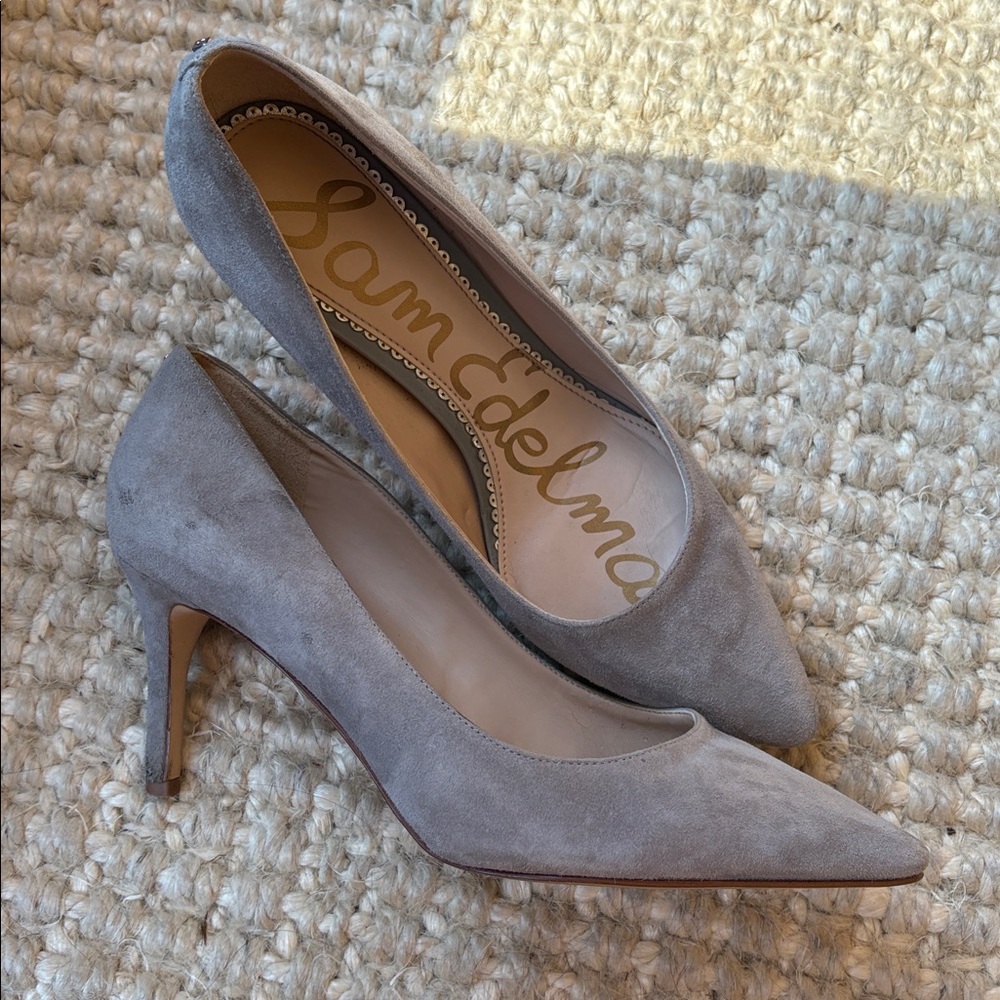 Sam Edelman Light Gray Suede Pointed-Toe Pumps - Picture 4 of 5